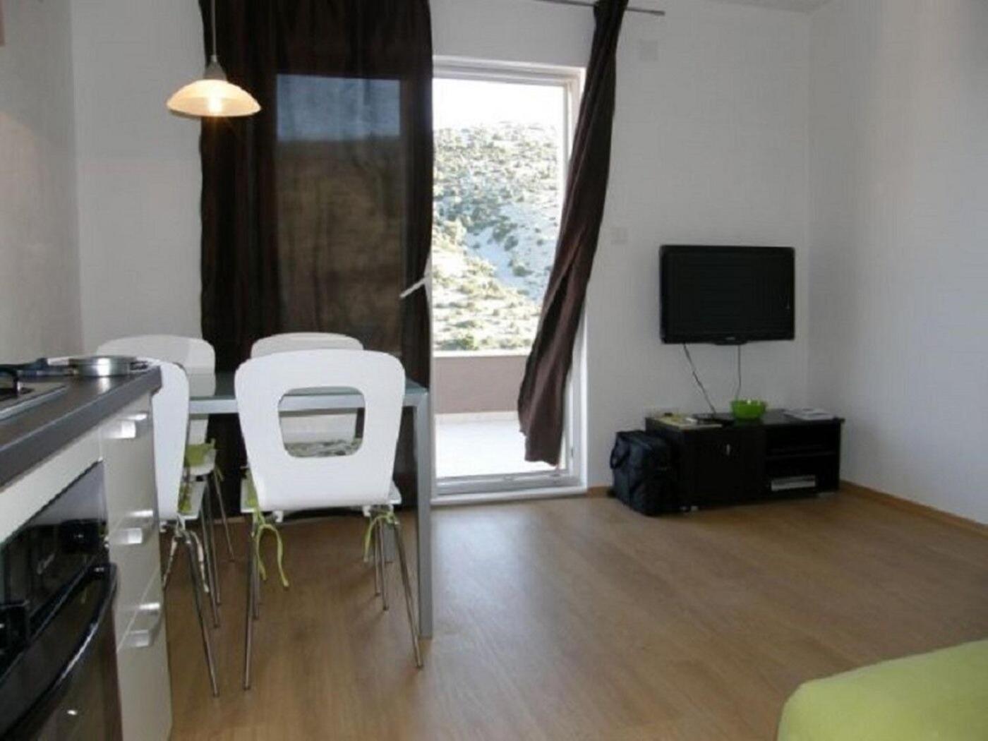Vinišće Apartments Ljubi מראה חיצוני תמונה